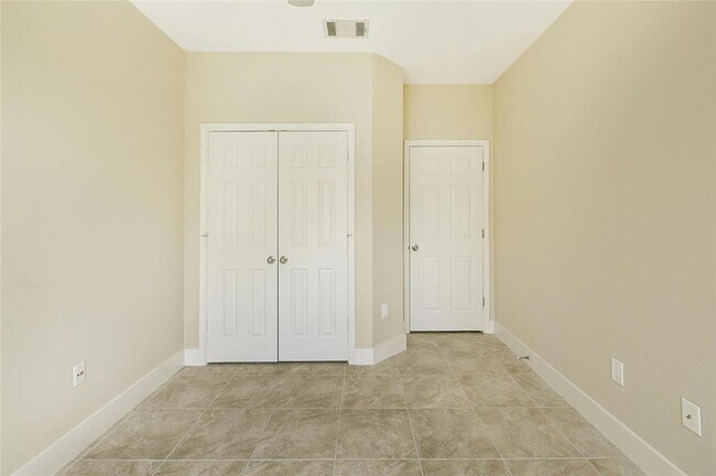 Building Photo - 12230 Abbey Glen Ln