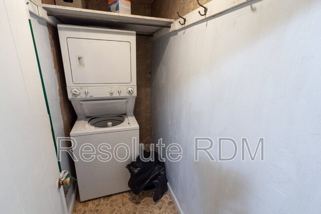 Building Photo - 1644 N Centennial St