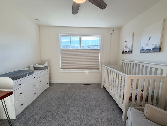 Building Photo - 1078 Delphi Ln