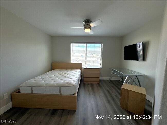 Building Photo - 7363 London Blue Ct