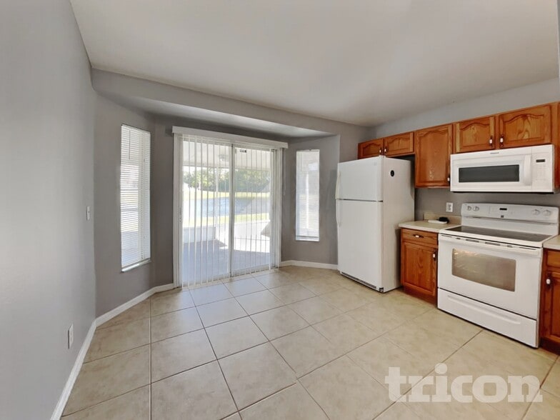 Building Photo - 10605 Navigation Dr