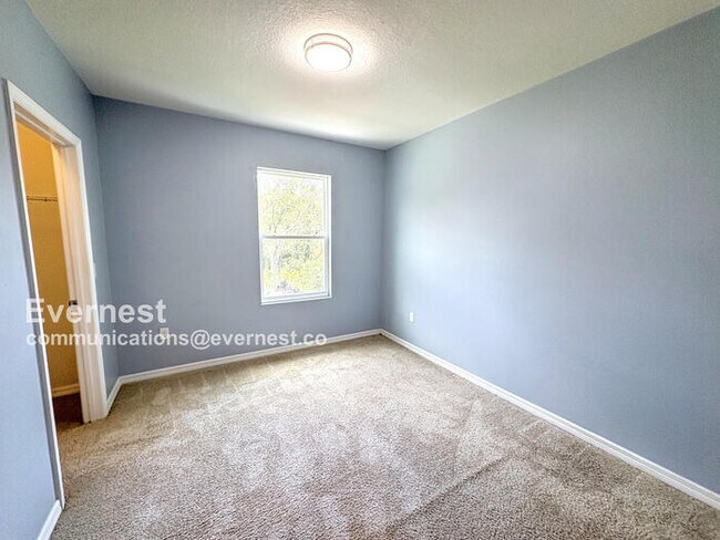 Building Photo - 16852 Trite Bend St