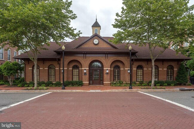 Building Photo - 1846 Potomac Greens Dr