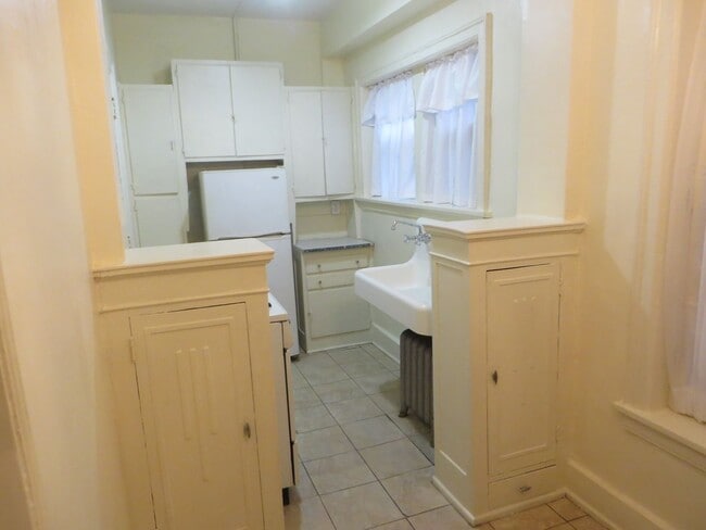Interior Photo - Sheridan Court