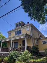 Building Photo - 1704 Southeast Ankeny Street