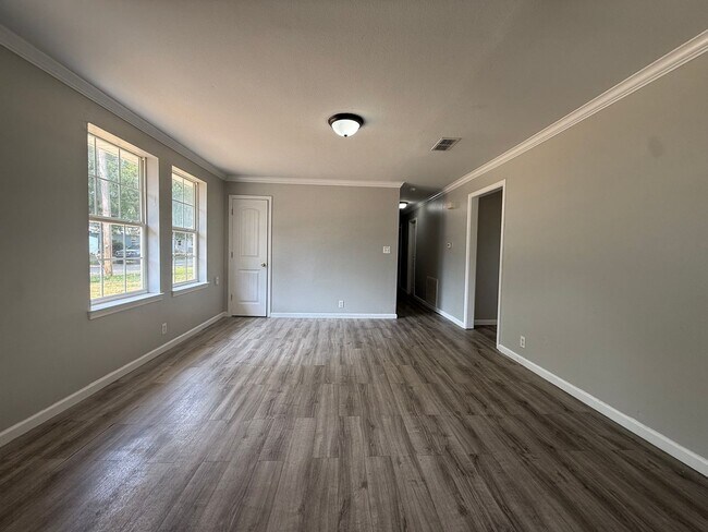 Building Photo - 3219 W Latoka St