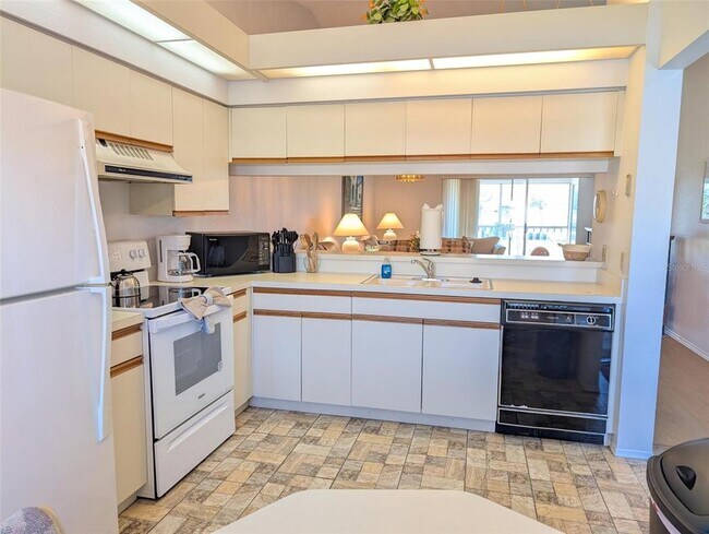 Building Photo - 4378 Madeira Ct