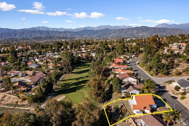 Building Photo - Modern Elegance Above the Greens: Premier Via Verde Estate with Panoramic Views