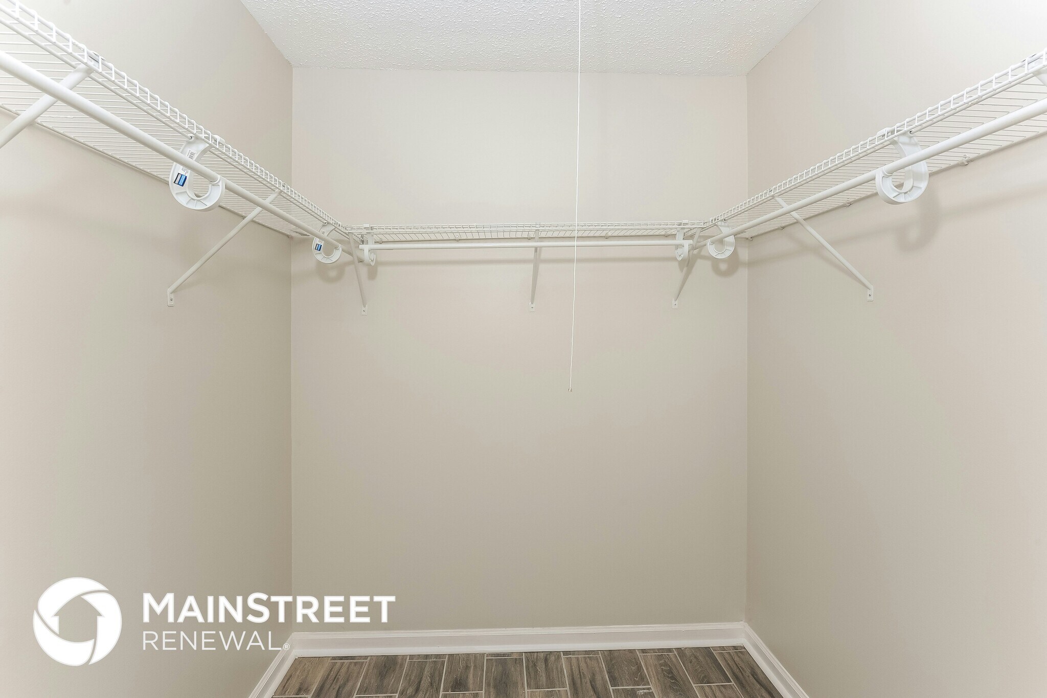 Building Photo - 5168 Legendary Ln