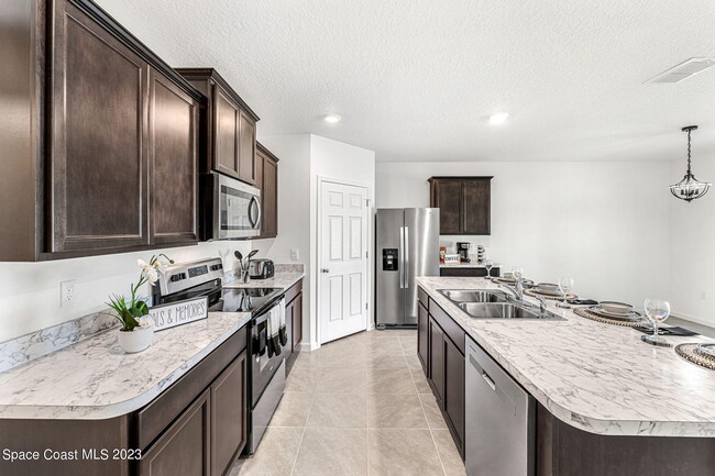 Building Photo - 2309 Jupiter Blvd SW