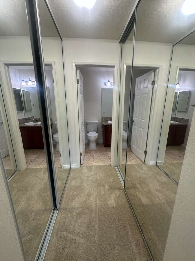 Building Photo - $2,700 Beautiful 2-Bedroom, 2-Bathroom Condo Near Lake Murray!