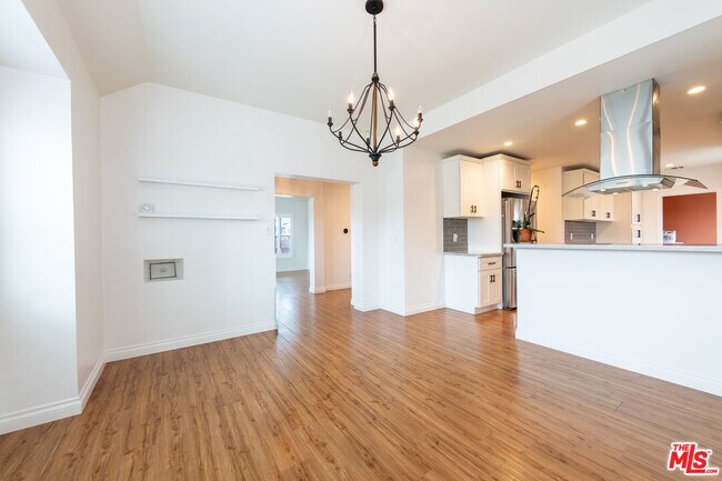 Building Photo - 3990 Degnan Blvd