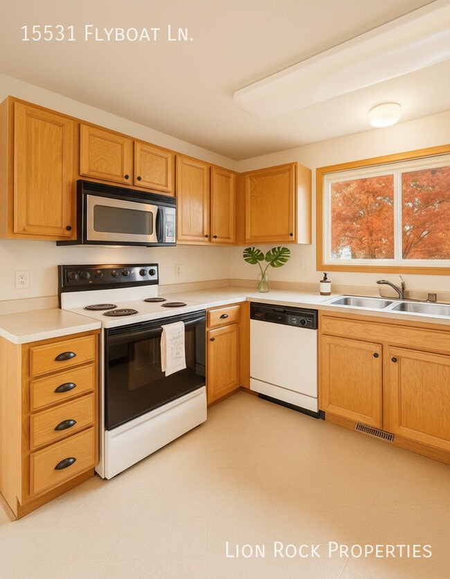 Building Photo - 15531 Flyboat Ln