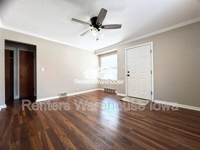 Building Photo - 1145 65th St