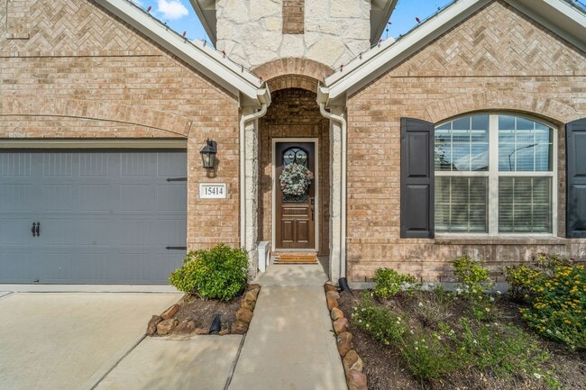 Building Photo - 15414 Greenford Glen Dr