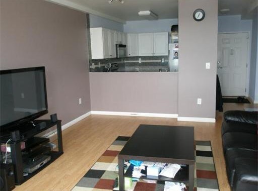 Building Photo - 1 Cityview Ln