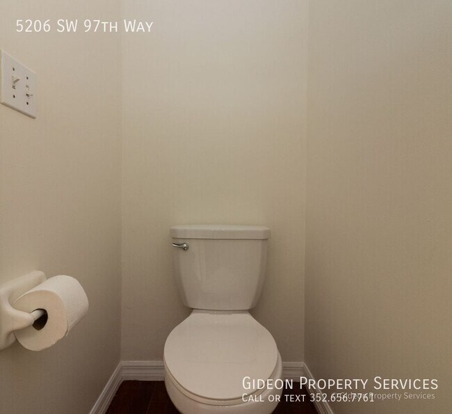 Building Photo - 5206 SW 97 Way