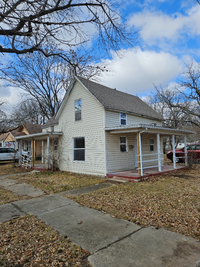 Building Photo - 900 W Locust St