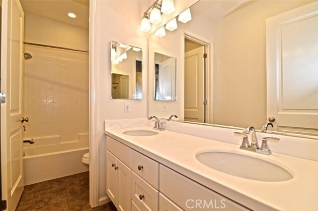 Building Photo - 94 Strawberry Grove