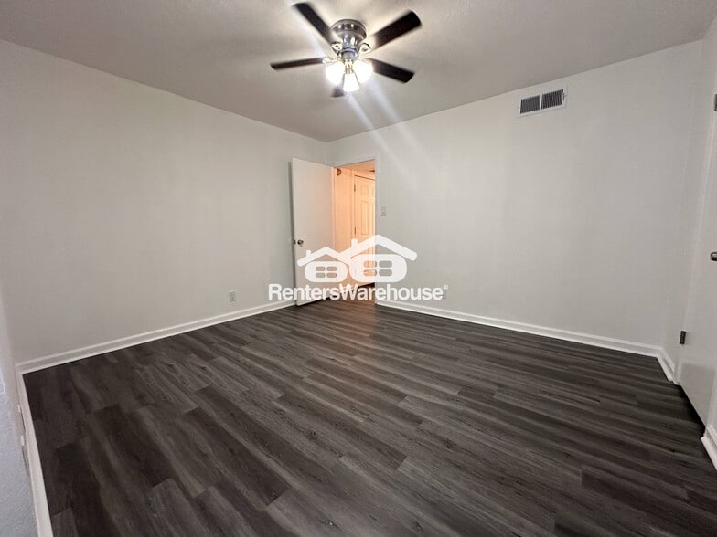 Building Photo - 4748 Old Bent Tree Ln