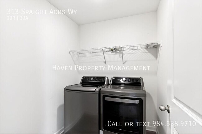 Building Photo - 313 Spaight Acrs Wy