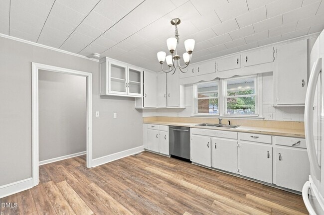 Building Photo - 1305 Erwin Rd