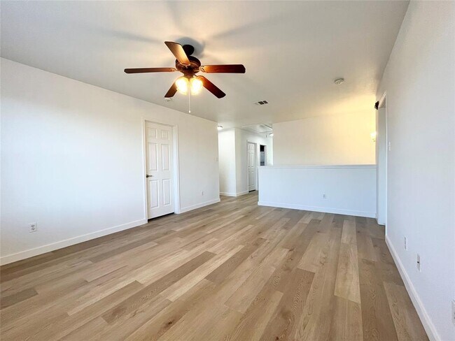 Building Photo - 282 Black Cap Run