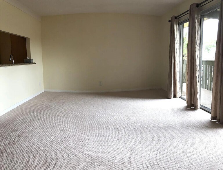 Building Photo - 23308 Marigold Ave