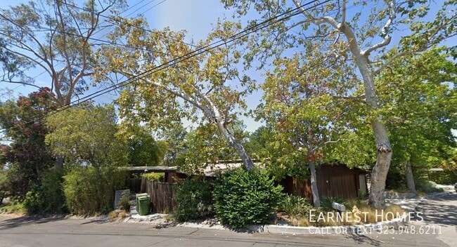 Building Photo - 12400 Rochedale Ln