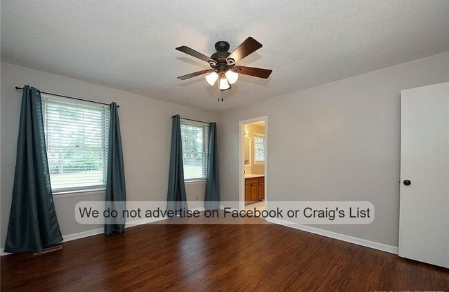 Building Photo - Farmington - Butterwood Circle