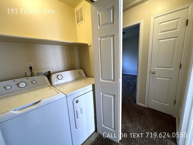 Building Photo - Beautiful Two-Story Condo For Rent