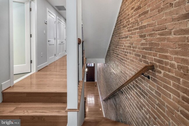 Building Photo - 1310 Riggs St NW