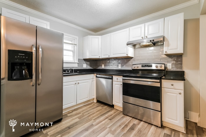 Building Photo - 1371 Fulton Ave