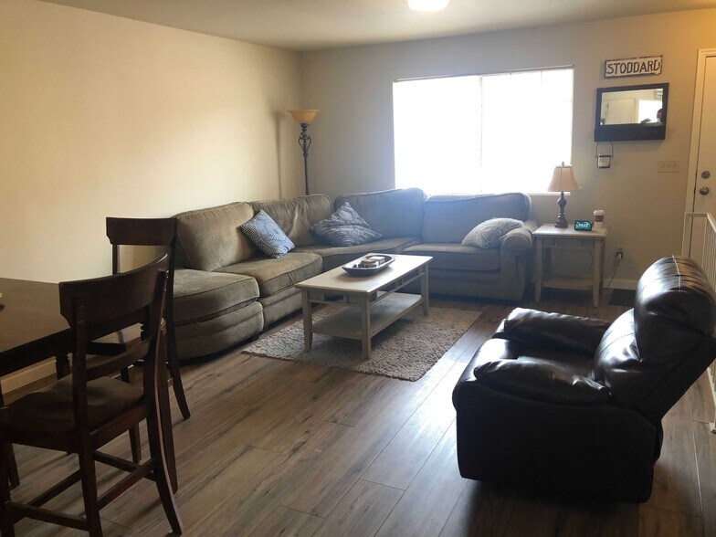 Living - 99 N 1850 W #19