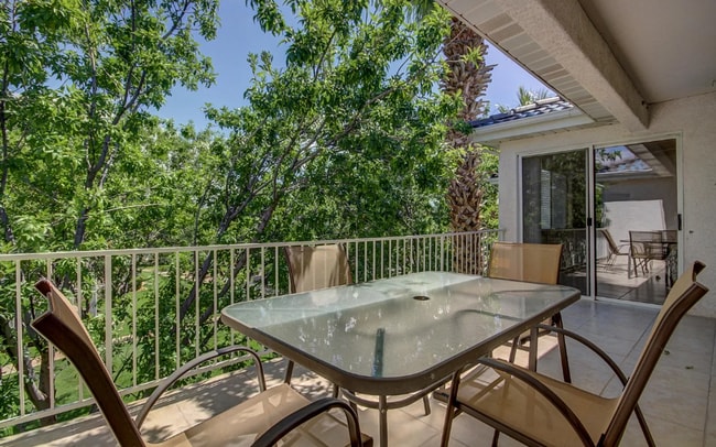 Building Photo - Enjoy Year-Round Resort Living in This Beautiful Condo!