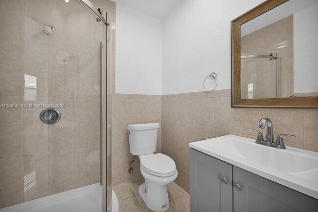 Building Photo - 661 Kathy Ct