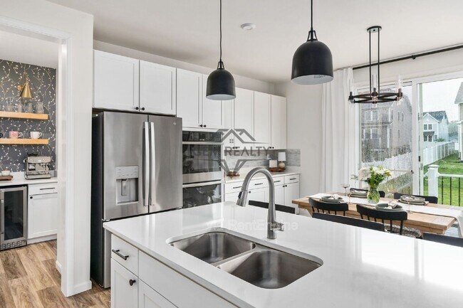 Building Photo - 7812 Bexley Ln