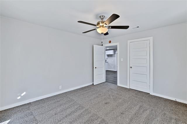 Building Photo - 907 NW Main