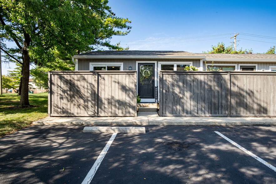 Front Door - 740 Timber Way Dr