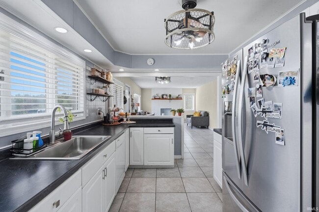 Building Photo - 6290 W State Rd 45