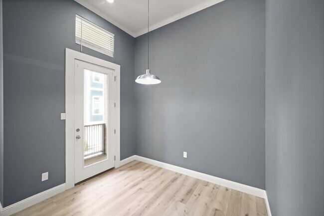 Building Photo - 2110 Oatfield Dr