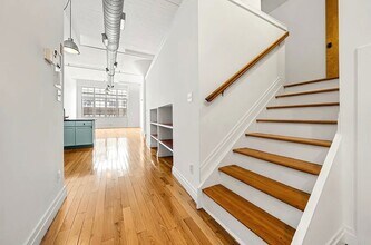 Building Photo - 689 Myrtle Ave