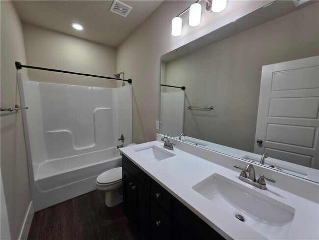 Building Photo - 616 Mill Pond Wy