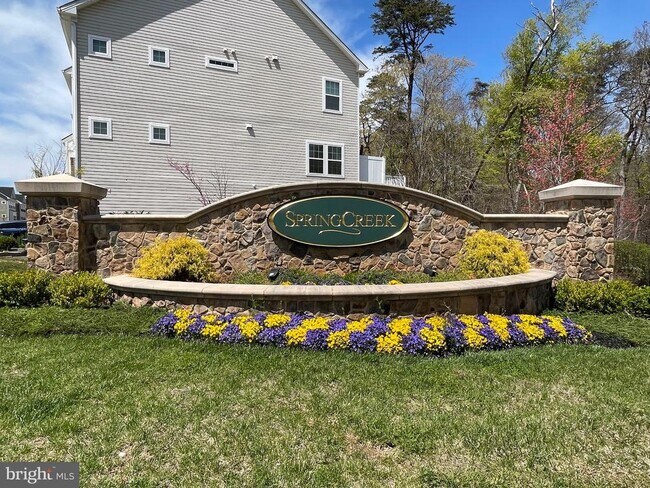 Building Photo - 3667 Duckhorn Way