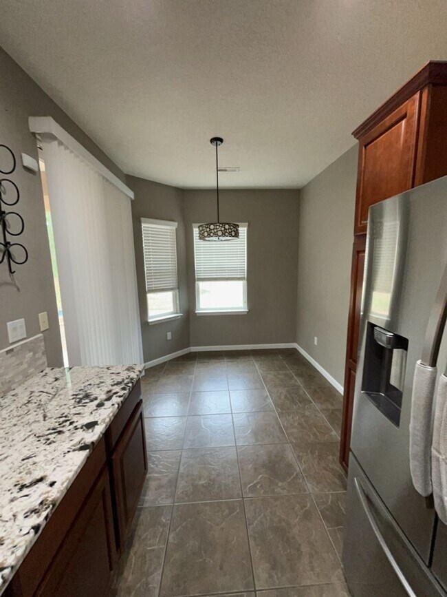 Building Photo - 10115 Avenida Vista Cerros NW