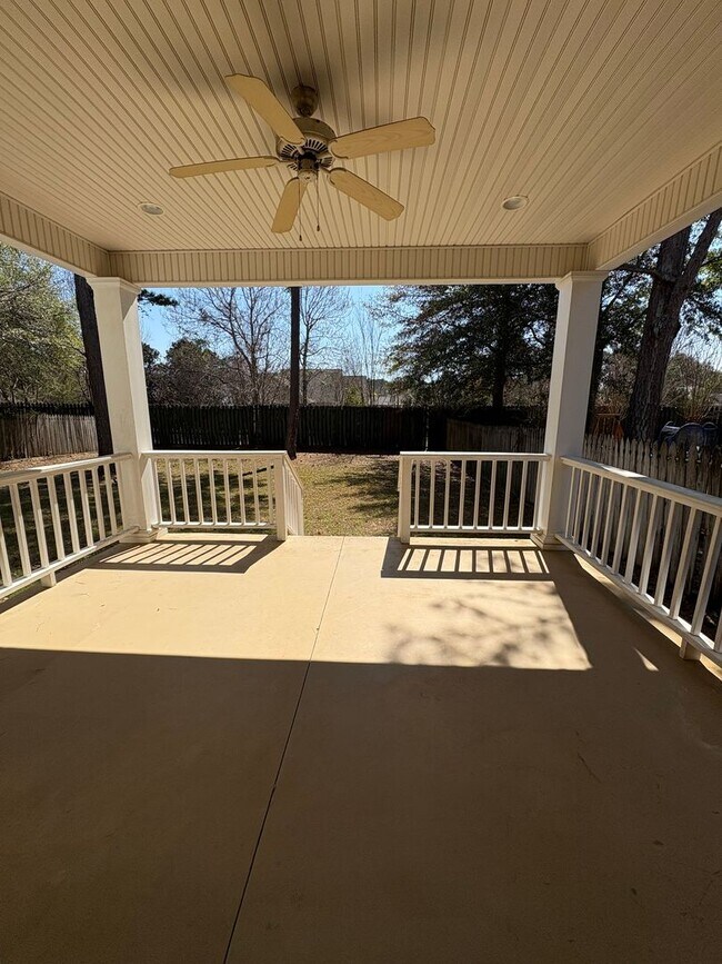 Building Photo - 540 Orchard Cir