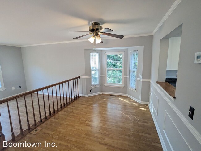 Building Photo - 3 br, 3.5 bath House - 7117 Gresham Court ...