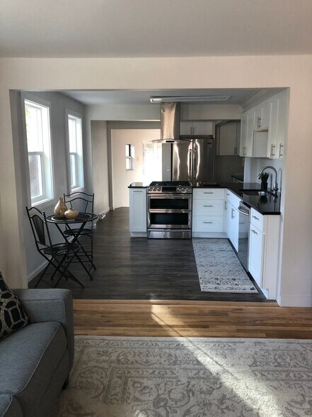 Building Photo - 5205 Dover St