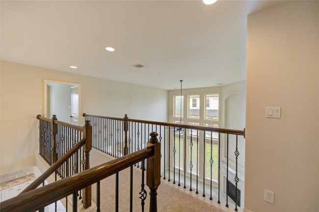 Building Photo - 6730 Sotoria Ln