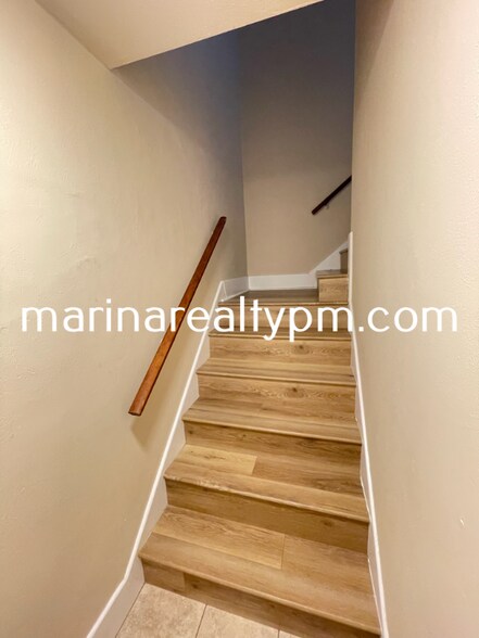 Building Photo - 82 B St